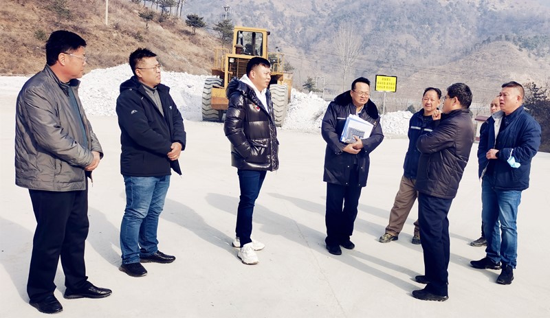 開元集團(tuán)董事長許明月考察中科礦業(yè)項(xiàng)目進(jìn)展