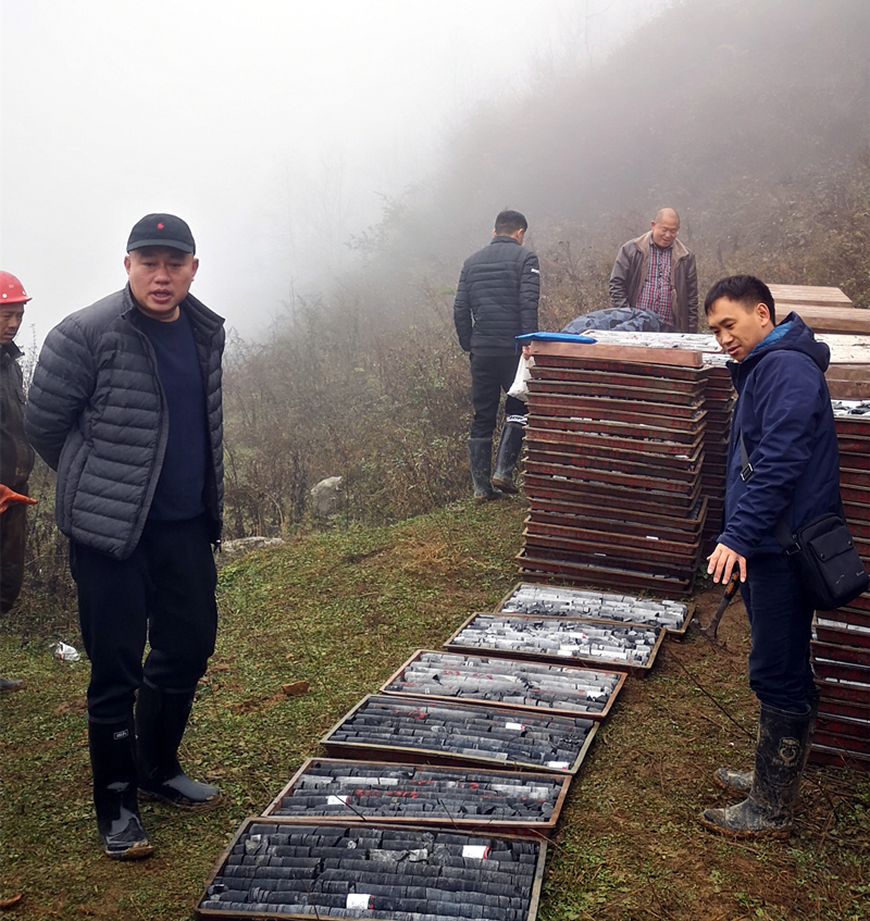 洛陽(yáng)開(kāi)元集團(tuán)副總經(jīng)理張海濤蒞臨貴州開(kāi)元檢查指導(dǎo)工作